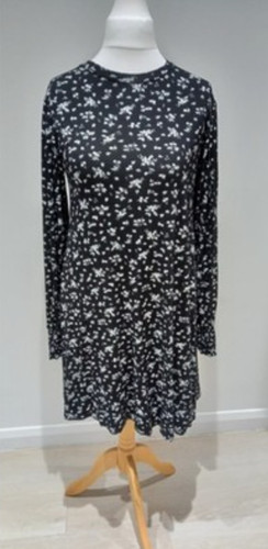 Black floral dress swing style