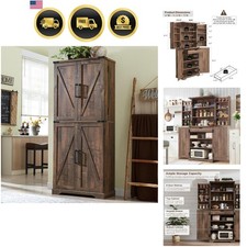 Farmhouse Kitchen Pantry