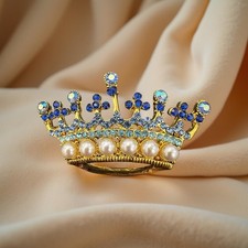 Vintage Crown Brooch. Blue Jewels. Gold Metal. Retro. King. Queen. Royalty.