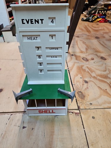 Scalextric event board - scalextric, hut