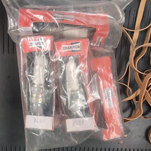 Spark plugs 9y - spark, vauxhall
