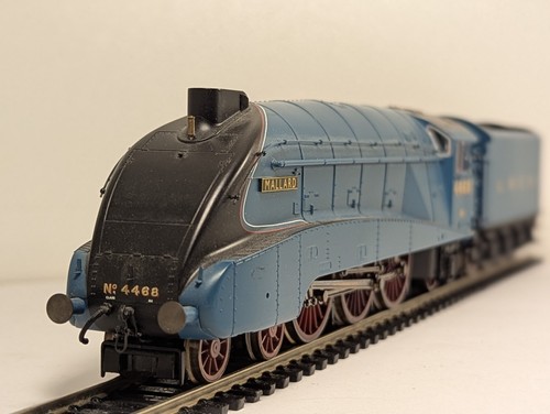 Hornby r2339 lner - r2339, a4