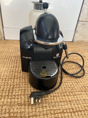 Nespresso magimix m200 - magimix,