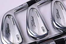 Titleist 716 CB Irons / 4-PW /