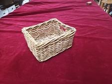 7 ( Seven ) IKEA BYHOLMA