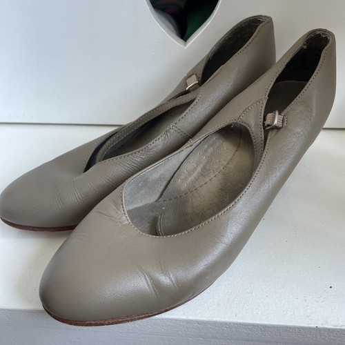 Capezio new yorkers - capezio,