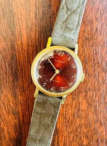 Vintage tissot ladies - tissot,