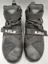 Nike LeBron James Soldier IX