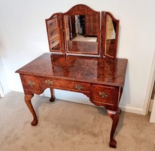 Stunning Vintage Queen Anne