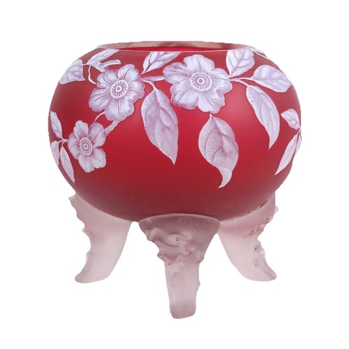 Cameo glass webb - fenton, vase