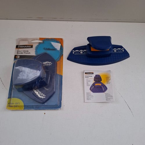 Fiskars punches 2 in 1 - x, 2-in-1