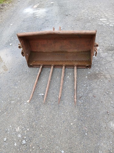 Vintage tractor front muck - tractor,