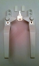 AVOCET LOCKING COCKSPUR UPVC WINDOW HANDLE WHITE 9MM 17MM 22MM