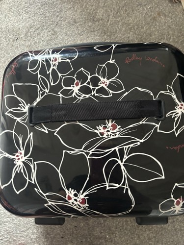 Radley hard shell vanity - hard,