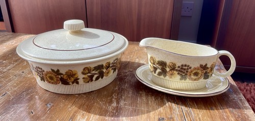 Vintage poole pottery - poole, twintone