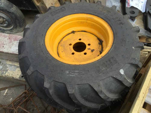 Bkt 31x15 tyre w - jcb, 5