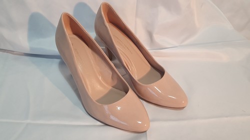 Buffalo women patent - women's,