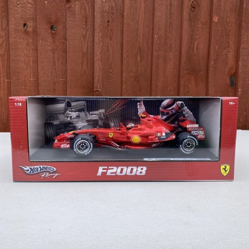 Hot wheels racing scale - 1:18,