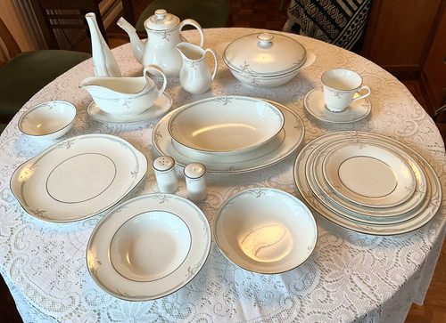 Reduced royal doulton - royal,