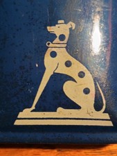 Vintage Reeves Paint Box