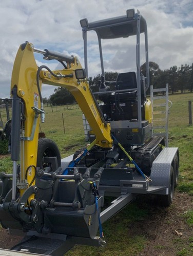 Mini digger hire - hire, neuson
