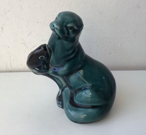 Poole pottery blue otter - poole,