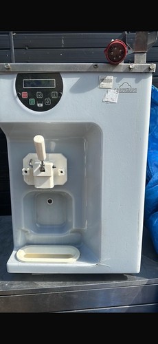 Carpigiani ice cream machine - ice,
