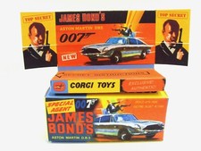 CORGI. 270. JAMES BOND - ASTON MARTIN.DB5. Superb repro box and tray.