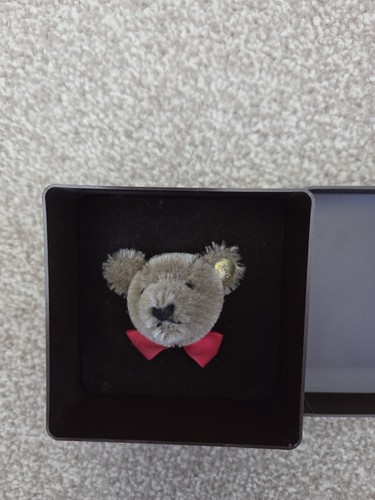 Steiff bear head - head, badge
