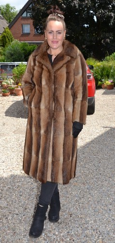 Us5408 real muskrat fur coat - fur,