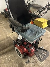 Quickie salsa 2016 Power Wheelchair Lift & Tilt Mid-Wheel Drive Mobility Chair