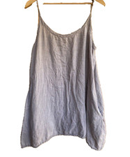 Magnolia Pearl VINTAGE Long Flowy Gray Chambray Tank Top Asymmetrical- 2 POCKETS
