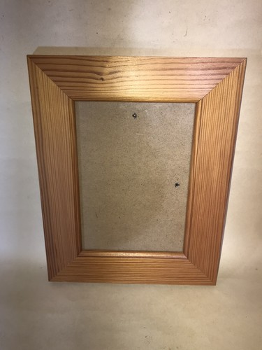 Vintage wooden picture frame - wooden,