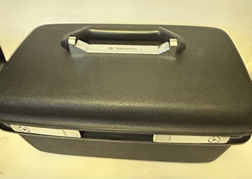 Vintage samsonite hard shell - samsonite,