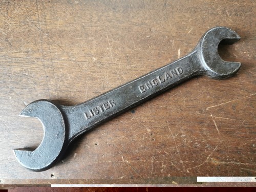 Vintage metric lister - vintage,