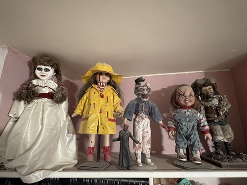 Vintage haunt horror doll - horror,