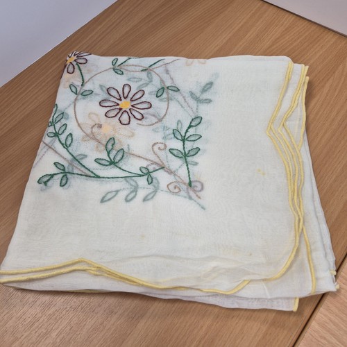 Vintage semi sheer cream - semi,