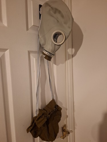 Gas mask with bag filter - gas,