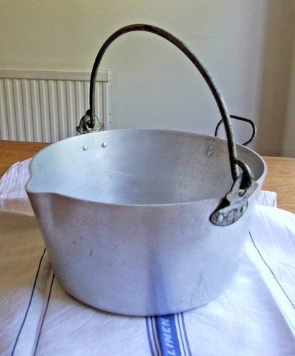 Vintage swan 1970s - vintage,