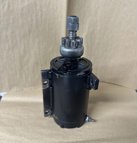 Evinrude johnson outboard - /,