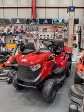 Mountfield 1530H Petrol Ride On Lawn Mower 84cm Inc Mulch & Hitch Ex Display