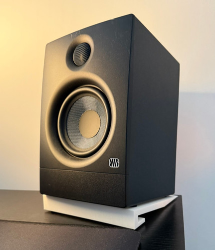 Angled studio monitor - studio, stands