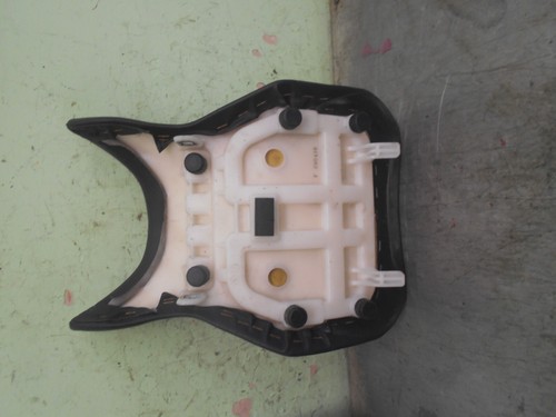 Suzuki gsr 750 abs front - gsr,