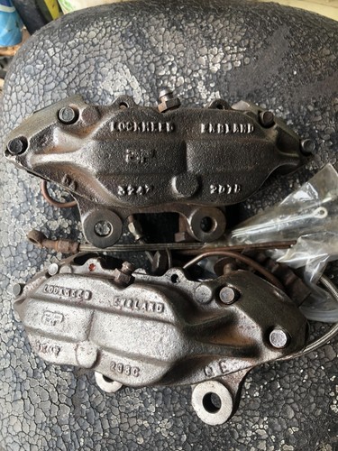 Lock heed left and right - heed,