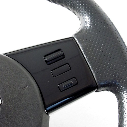 Black right steering wheel - black,