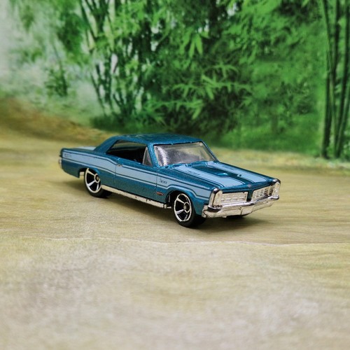 Hot wheels pontiac gto diecast - wheels,