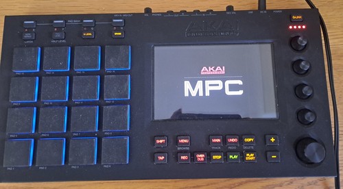 Akai professional mpc touch - mpc,