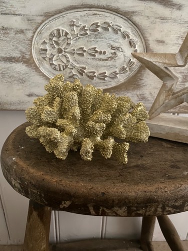 Large gold coral - gold, sculpture