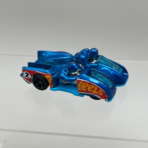 Hot wheels side ripper 64 - hot, 1:64