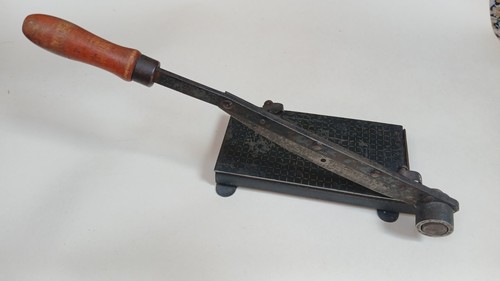Antique vintage cast iron - antique,